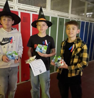 Hallowwencc4563d8 83a7 4c53 96ff B3608baf891b 1 102 O