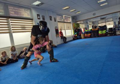 Prvňáčci na sebeobraně