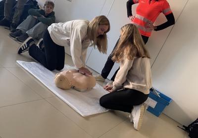 2dbddfa6 B0de 412d Afc0 Ed085b5f658c 1 105 C